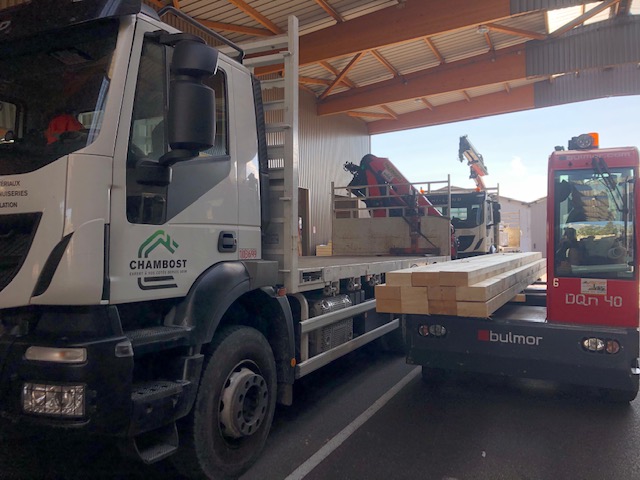 camion chambost en cours de chargement